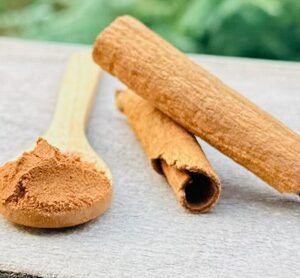 Aromatic bark scrolls and powder